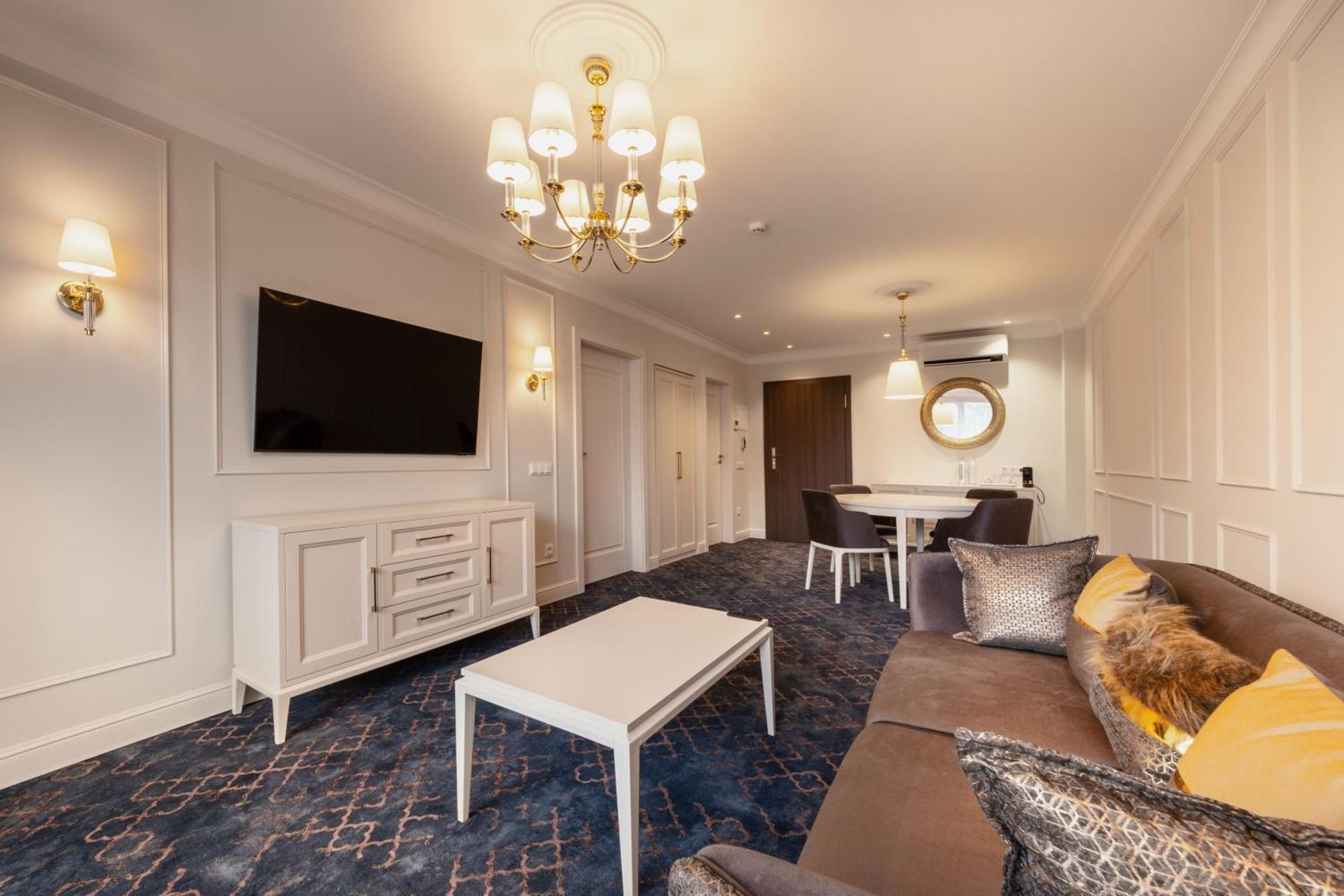 Hotel Gradiali Wellness And Palanga