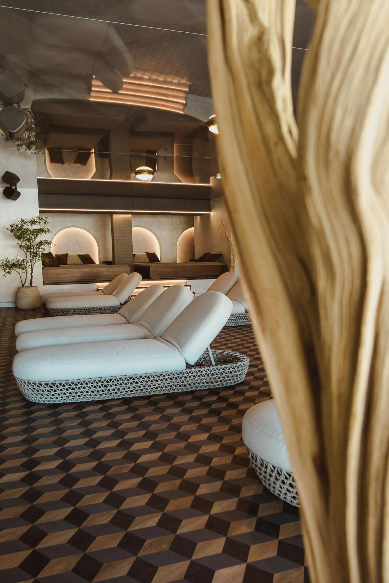 Gradiali Hotelli 4*